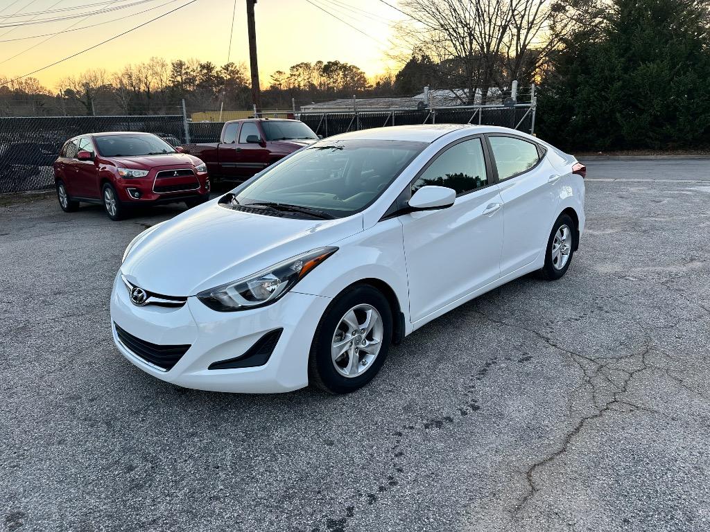 2015 Hyundai Elantra 1.8 SE A/T's photo